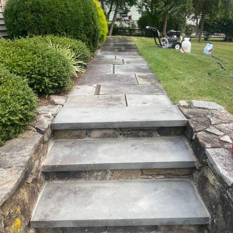 f0920fd8-dd9c-4f84-adcc-8c4f487ff750